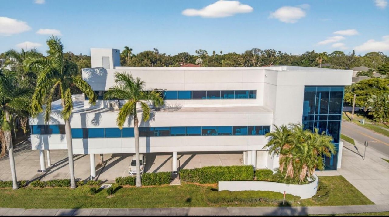 2426 S Tamiami Trail, Sarasota, FL 34239 Photo