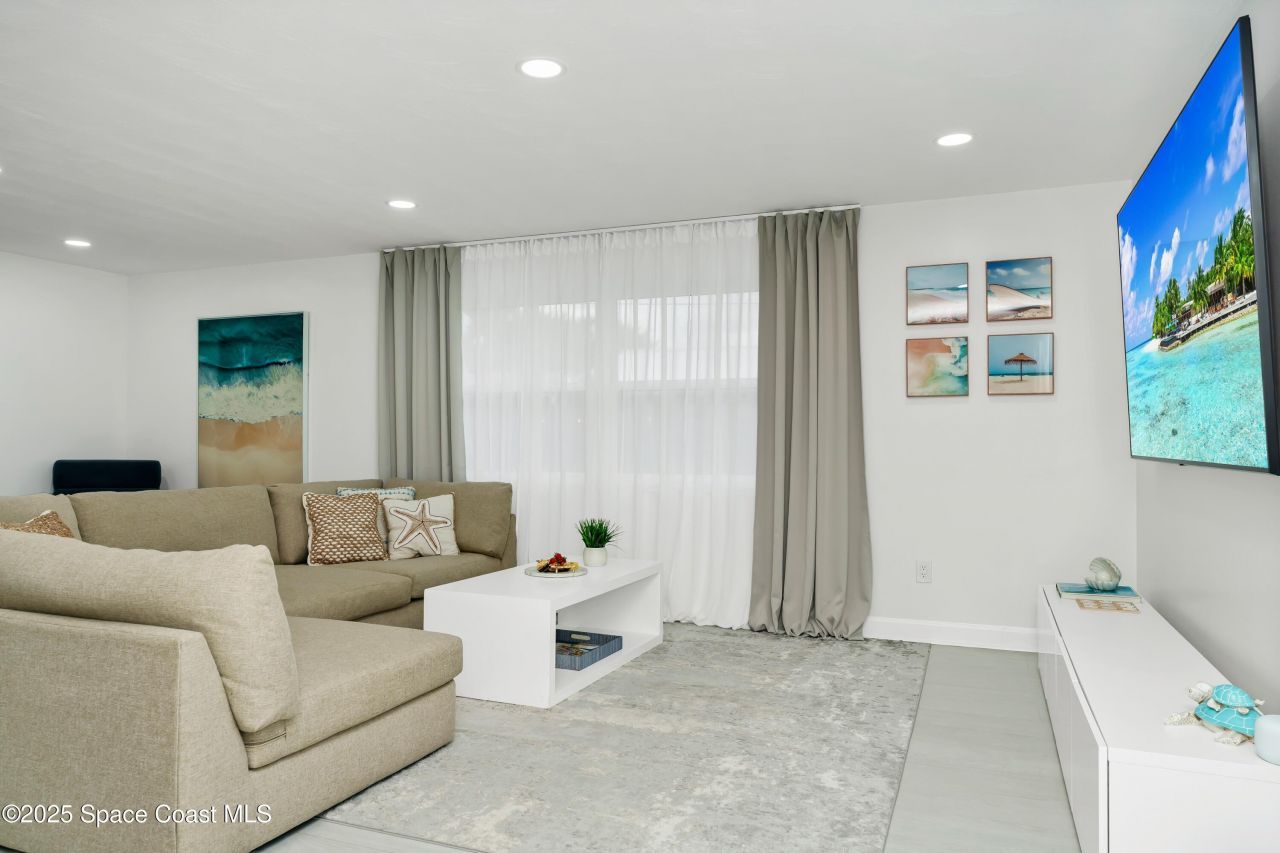 363 Harbor Dr Drive, Cape Canaveral, FL 32920 Photo