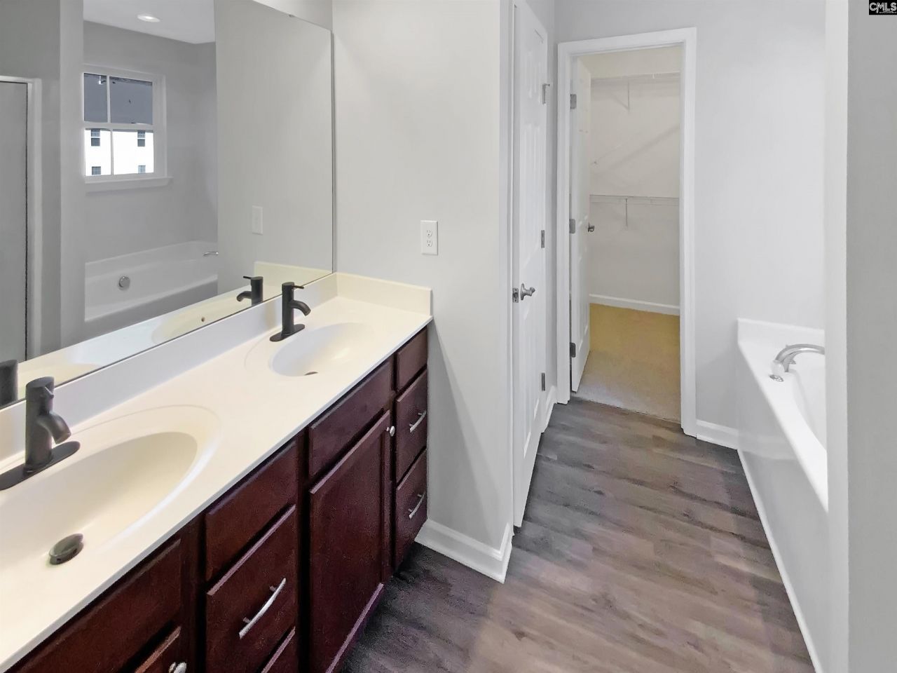 532 Suttalee Lane Photo 5