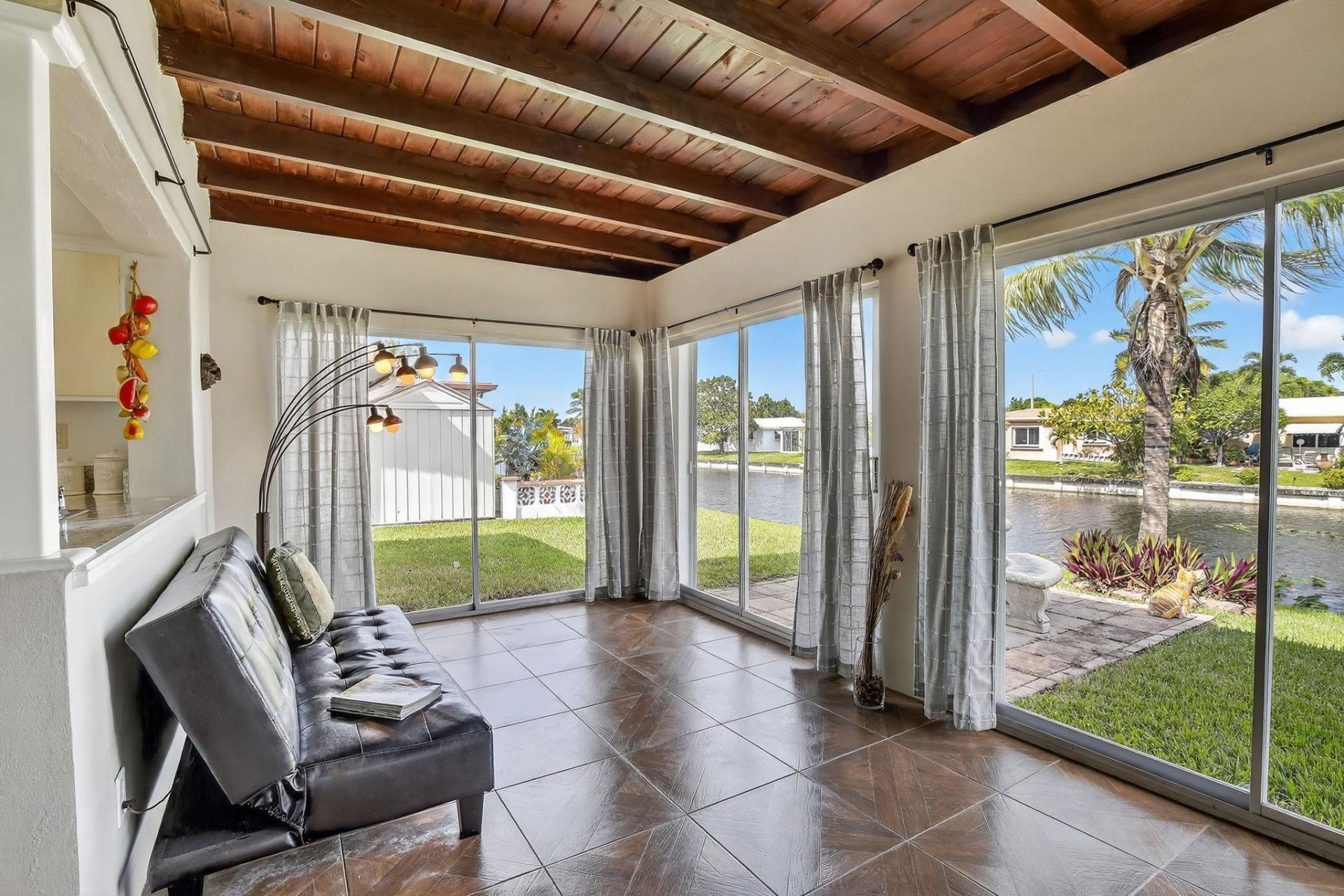 4305 NW 49th Drive, Tamarac, FL 33319 Photo