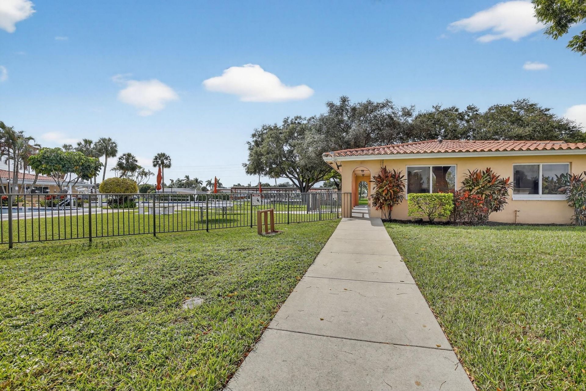 4305 NW 49th Drive, Tamarac, FL 33319 Photo