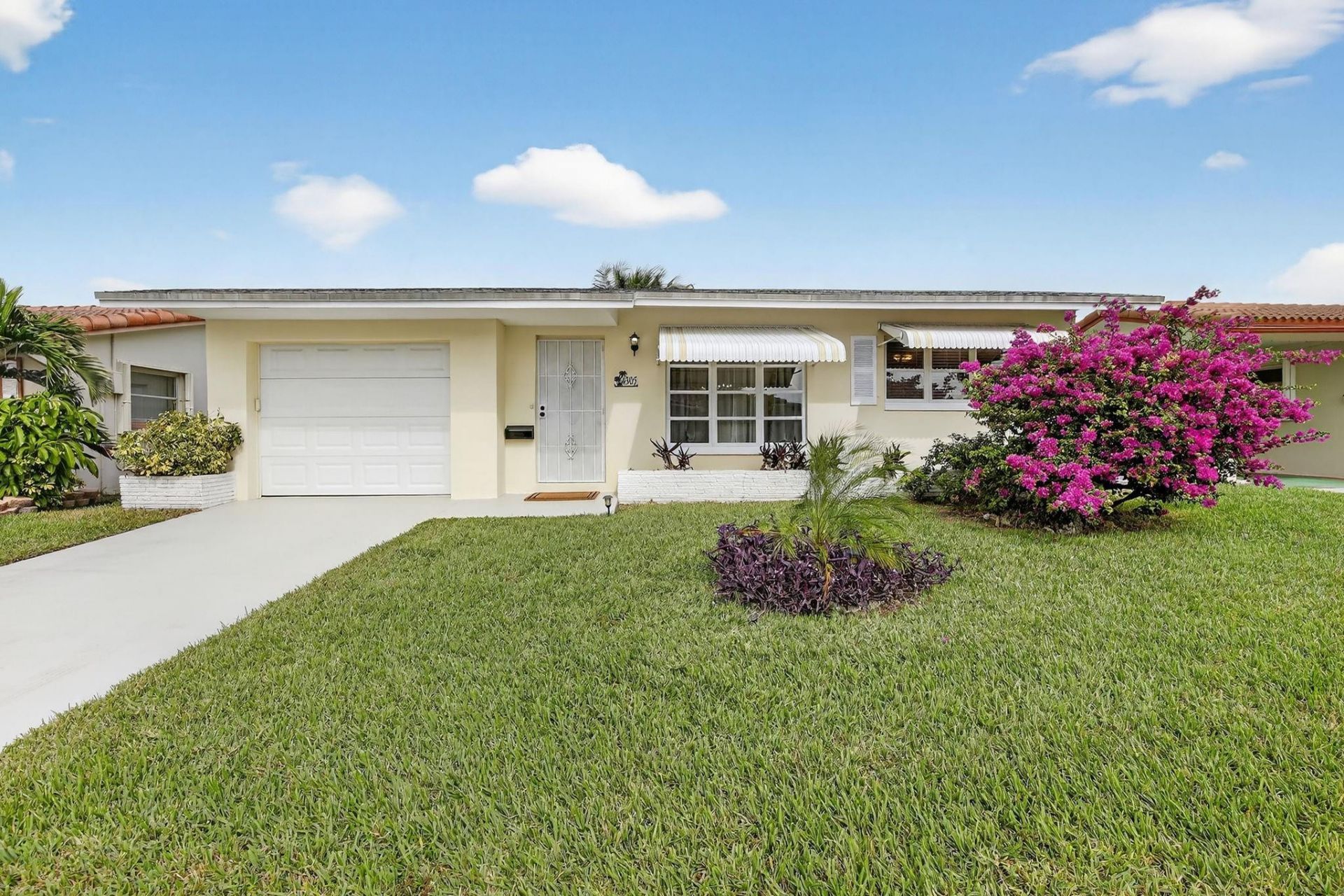 4305 NW 49th Drive, Tamarac, FL 33319 Photo