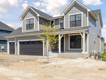 4633 Wolfberry Curve, Minnetrista, MN 55331