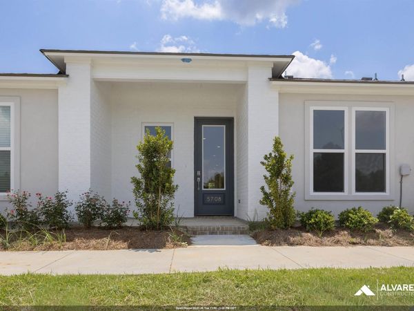 5708 Montegudo Blvd, Zachary, LA 70791