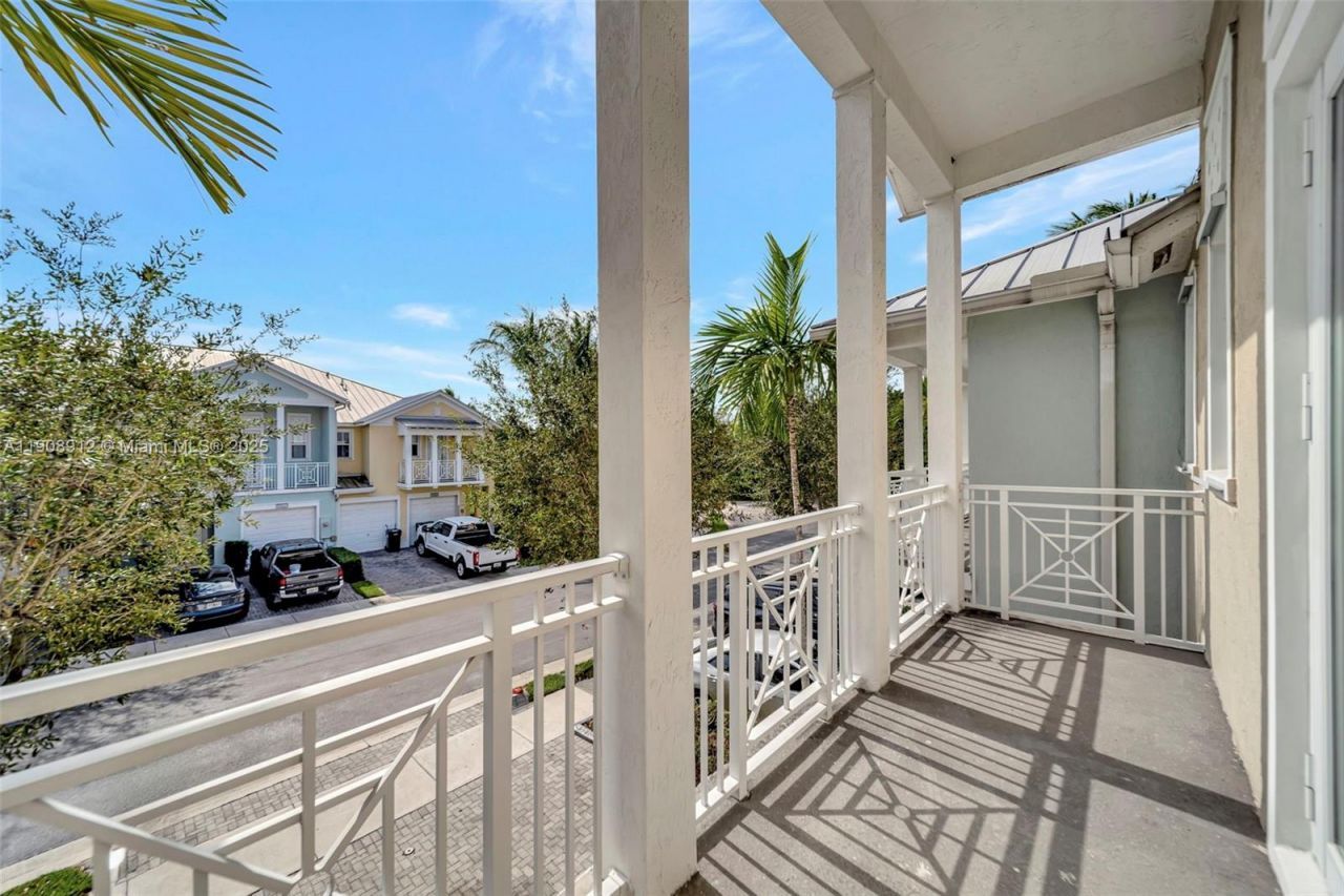 10867 NW 76th Ln, Doral, FL 33178 Photo