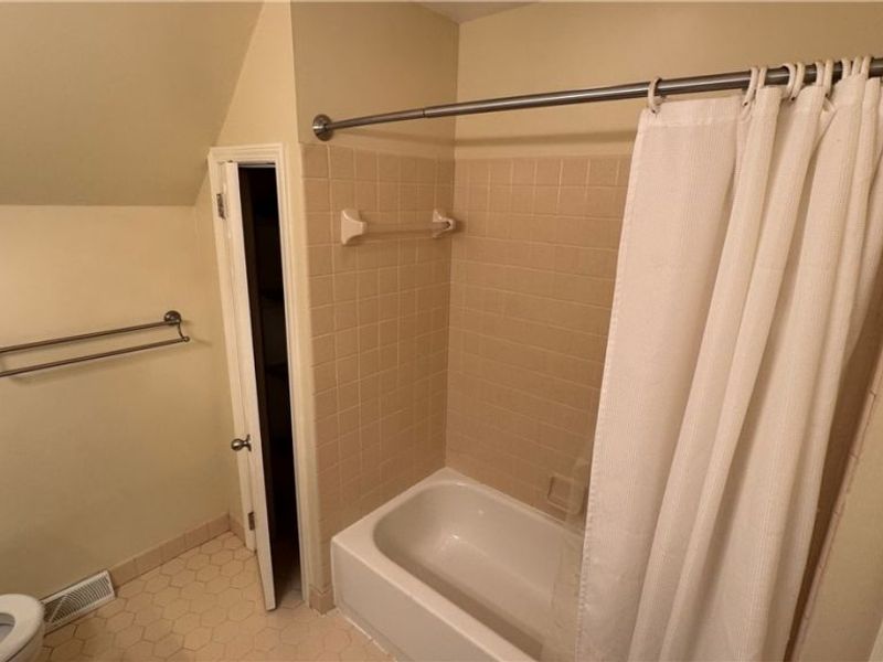 32443 S Burr Oak Drive, Solon, OH 44139 Photo 21