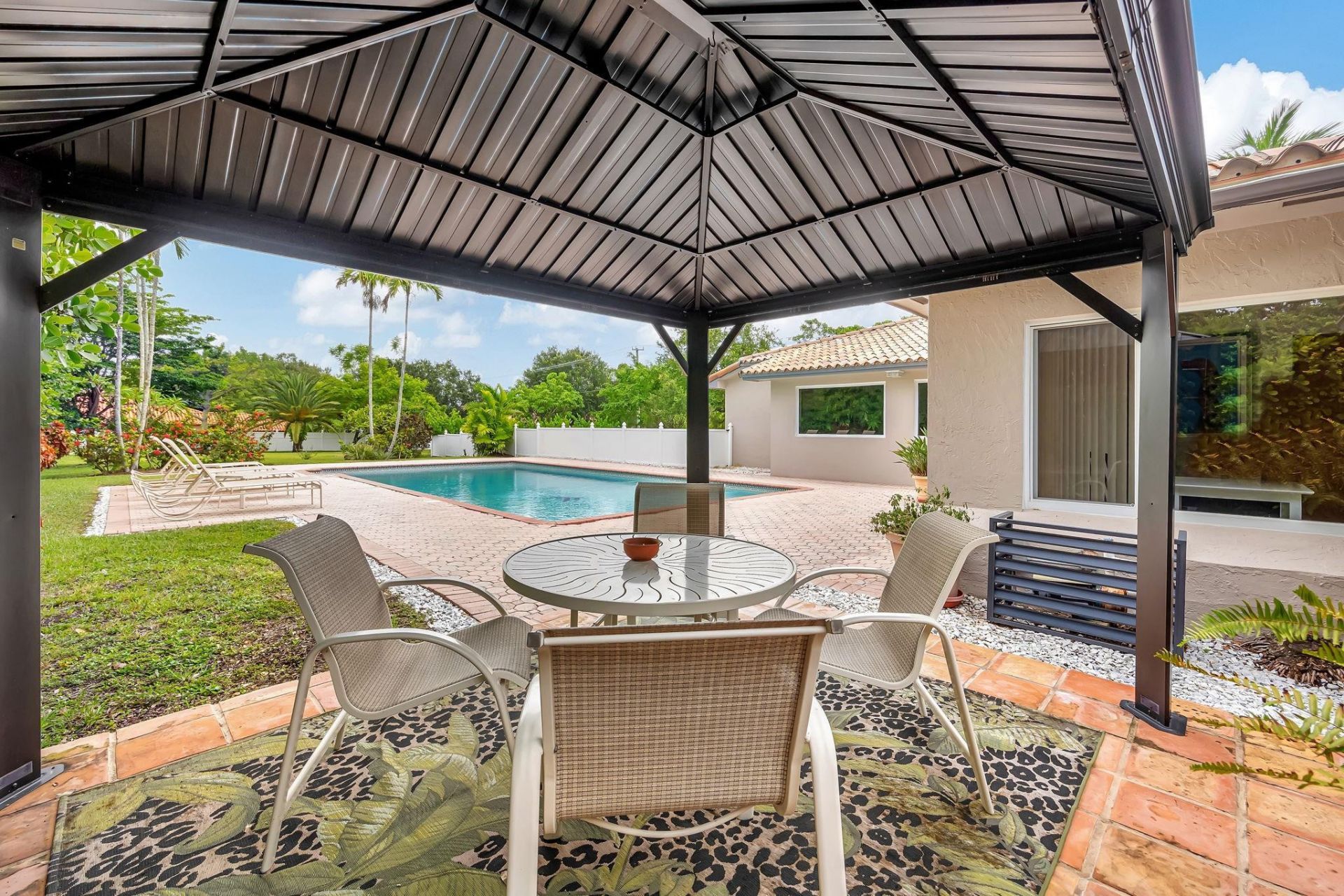 9980 SW 83rd Avenue, Miami, FL 33156 Photo