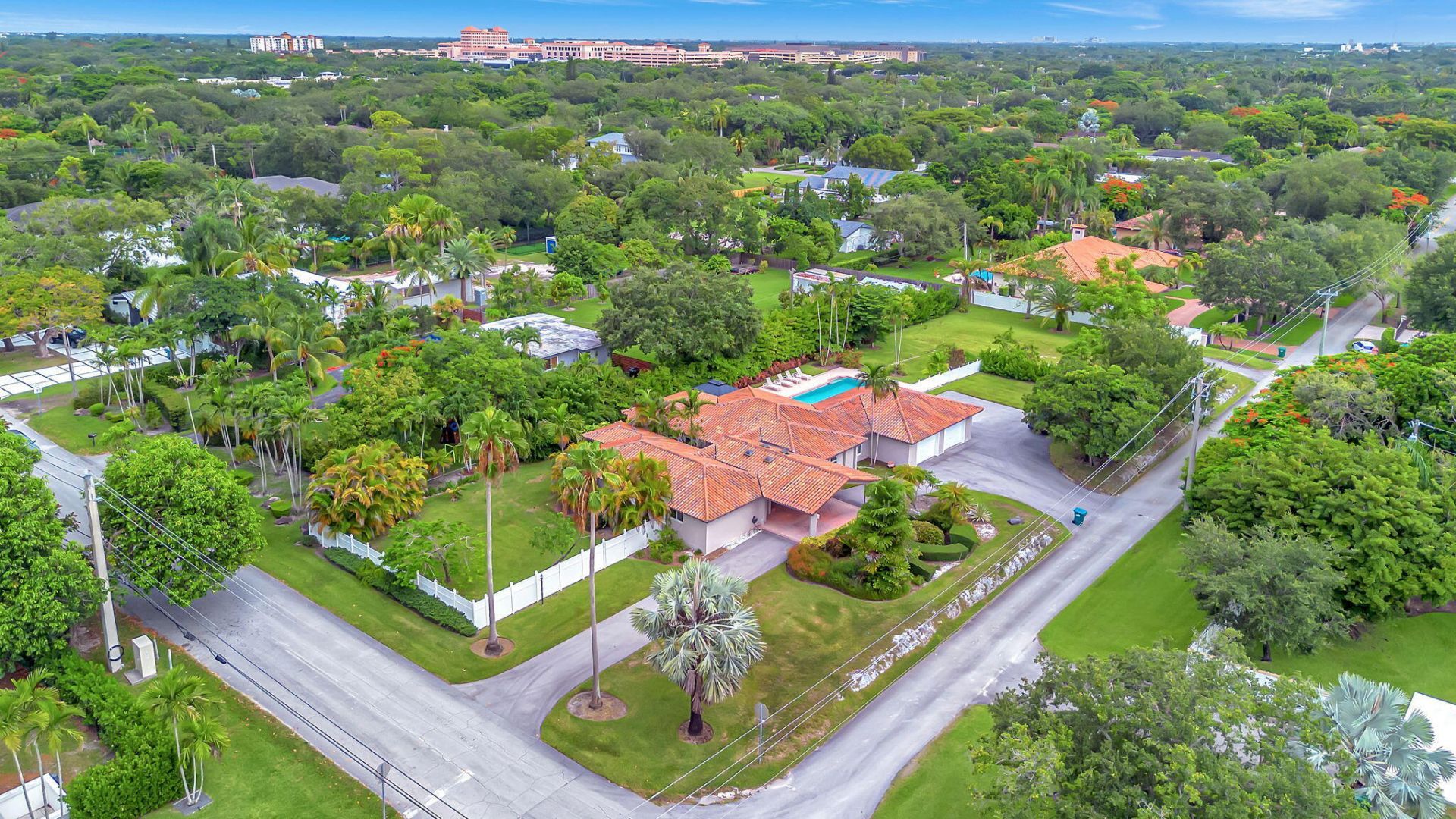 9980 SW 83rd Avenue, Miami, FL 33156 Photo