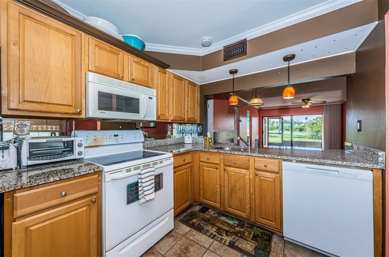 6269 Palma Del Mar Boulevard S, Unit 105, Saint Petersburg, FL 33715 Photo