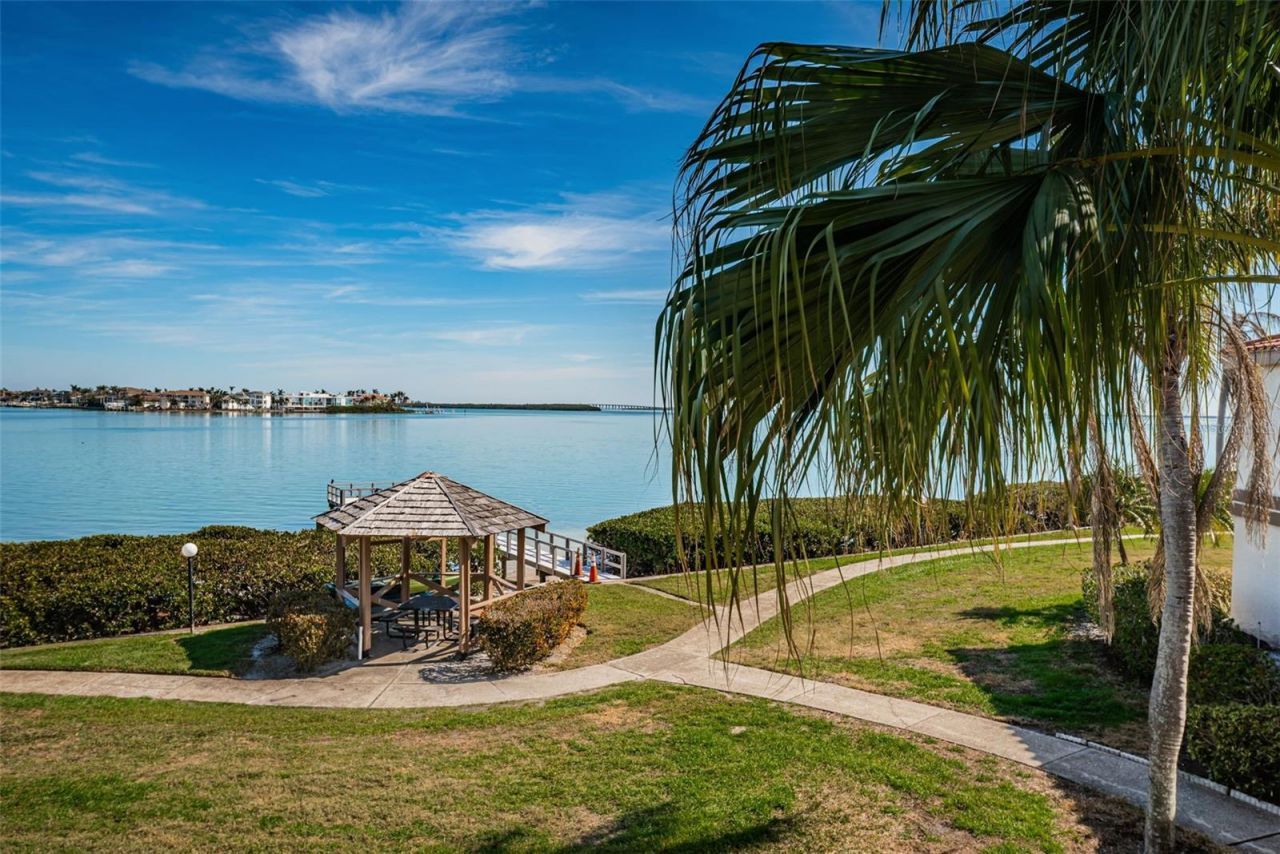 6269 Palma Del Mar Boulevard S, Unit 105, Saint Petersburg, FL 33715 Photo