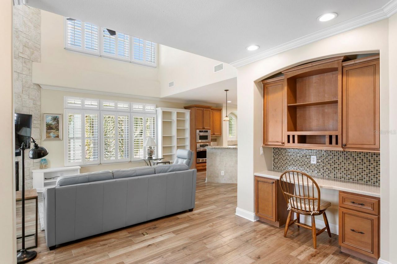 117 6th Street, Belleair Beach, FL 33786 Photo