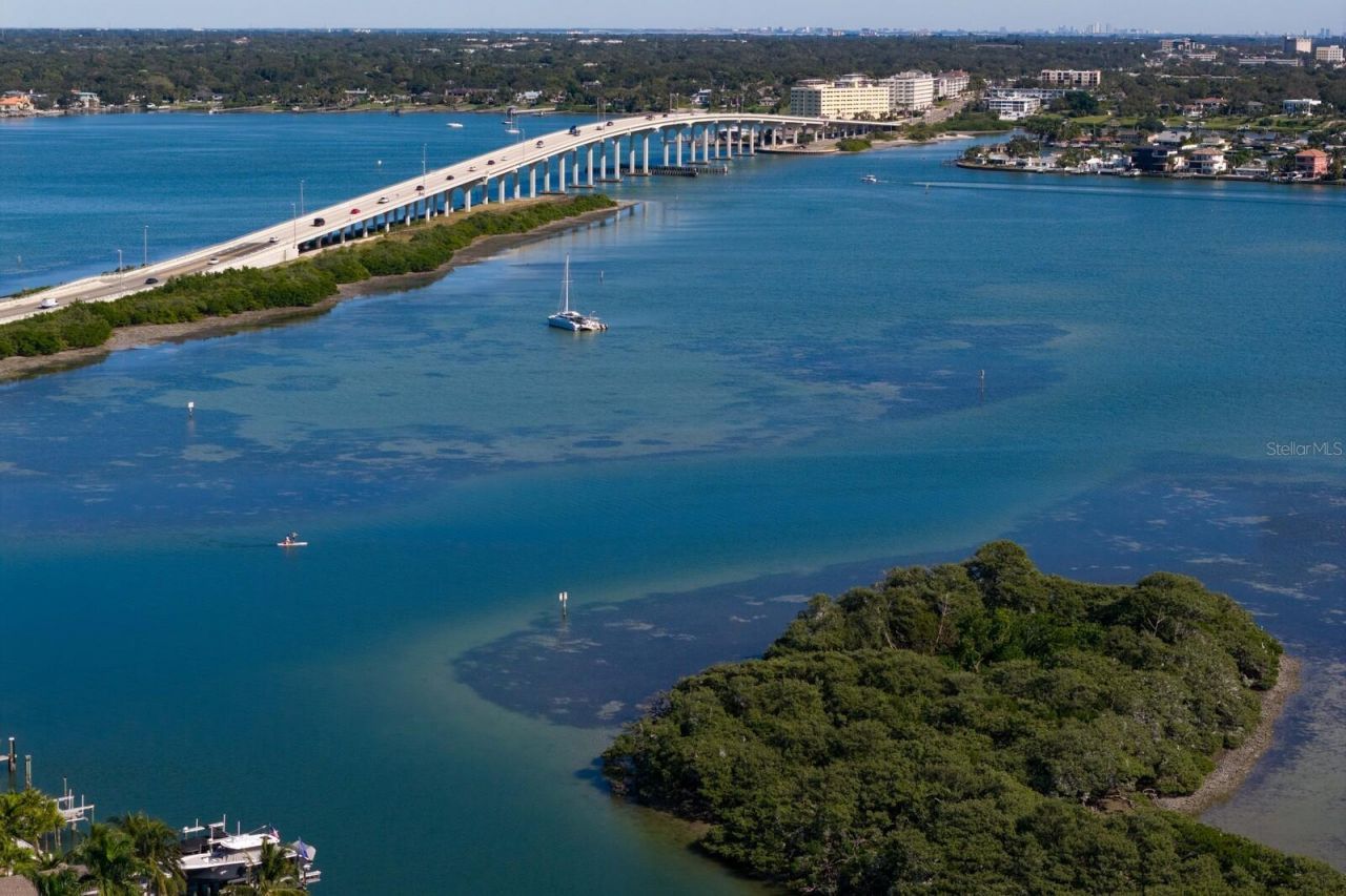 117 6th Street, Belleair Beach, FL 33786 Photo