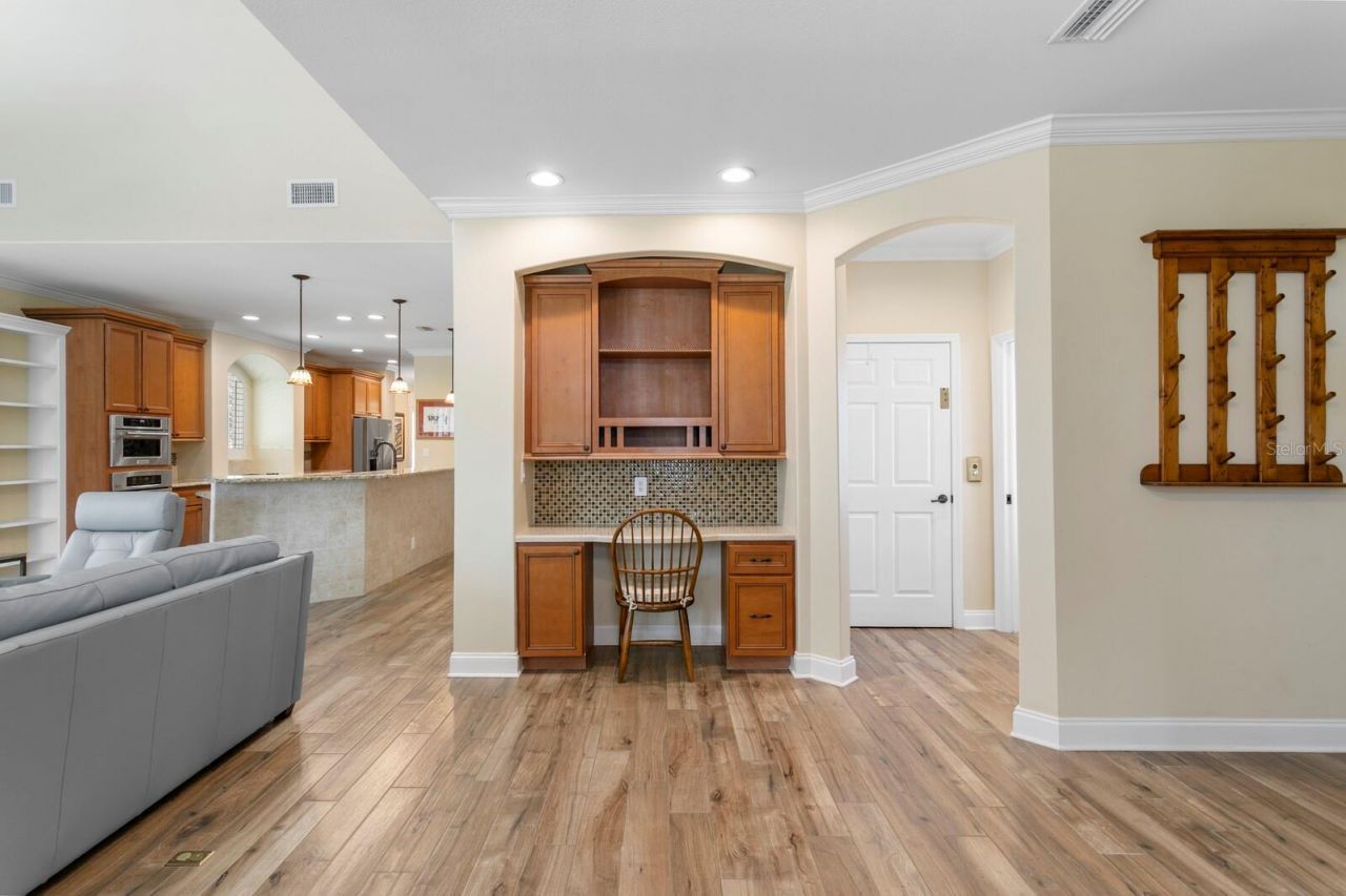 117 6th Street, Belleair Beach, FL 33786 Photo