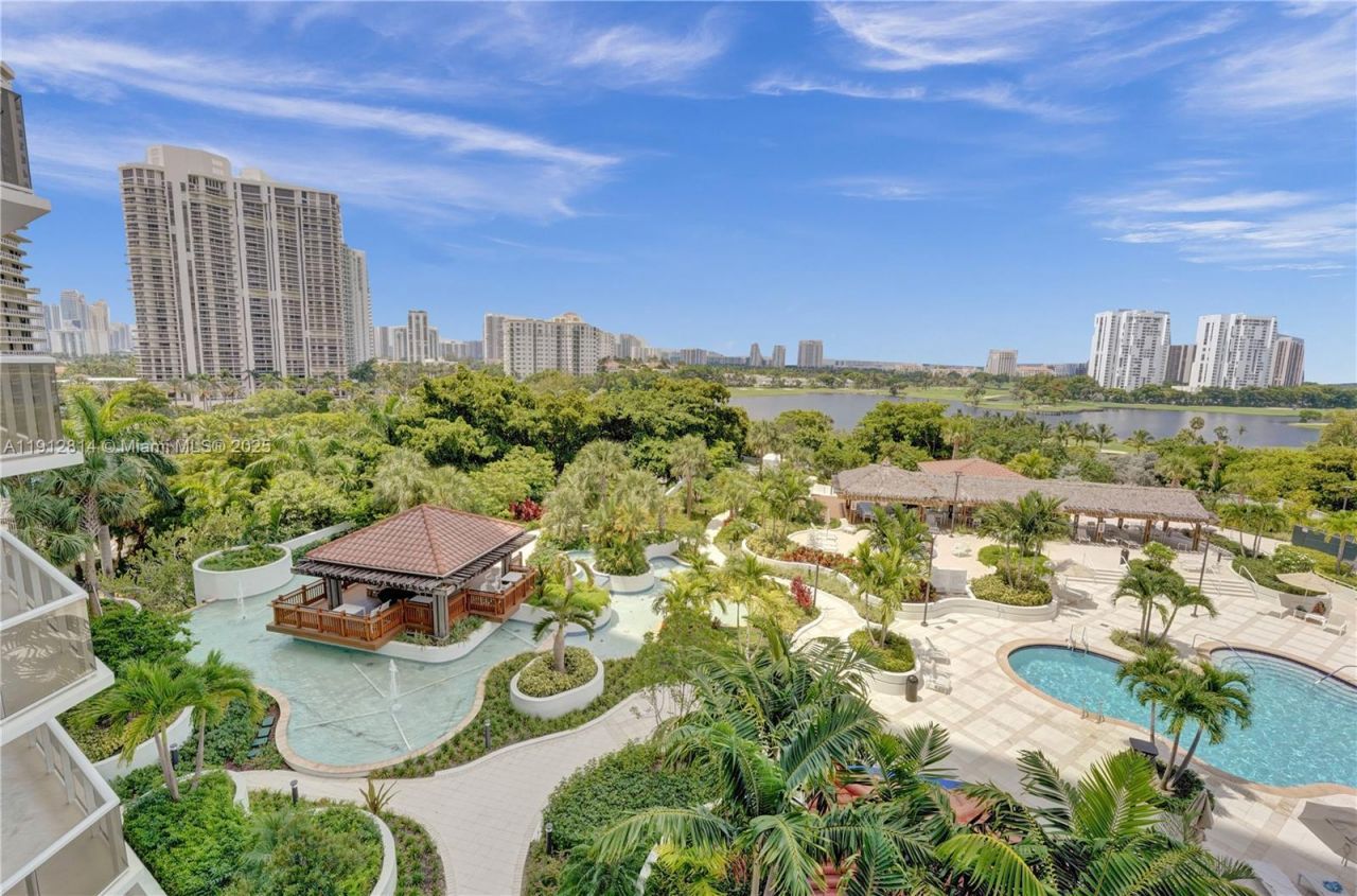 20281 E Country Club Dr, Unit 607, Aventura, FL 33180 Photo