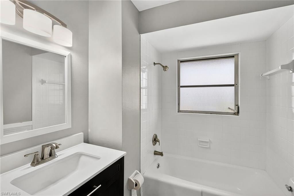 536 Pangola Dr, North Fort Myers, FL 33903 Photo