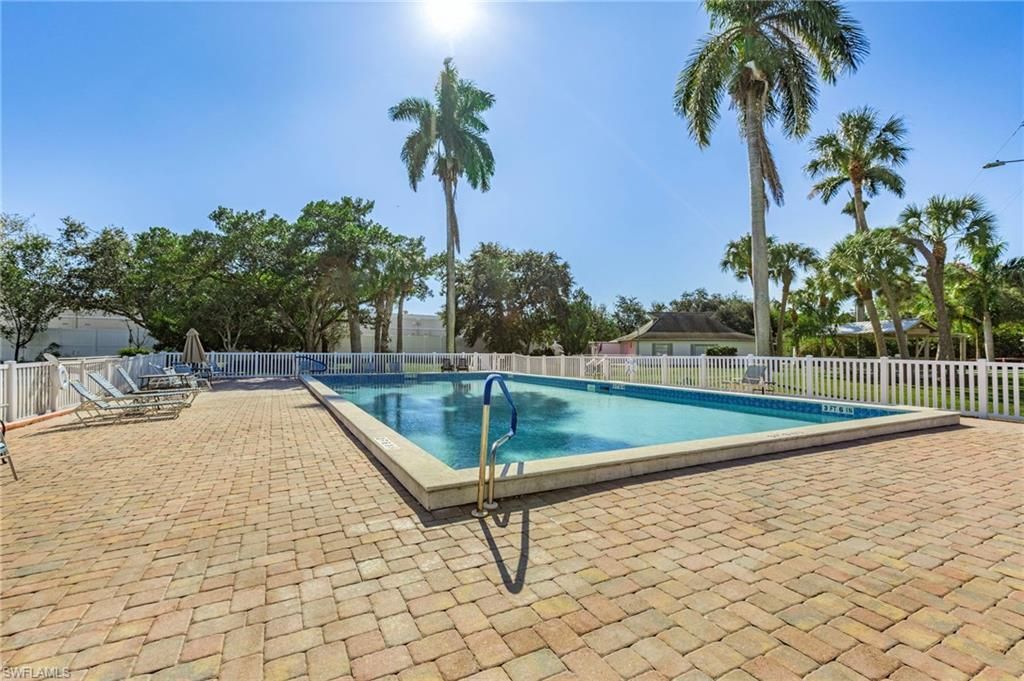 536 Pangola Dr, North Fort Myers, FL 33903 Photo