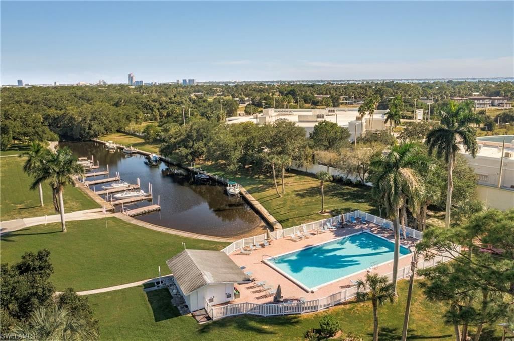 536 Pangola Dr, North Fort Myers, FL 33903 Photo