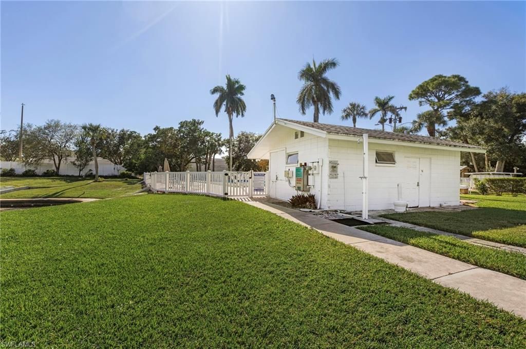 536 Pangola Dr, North Fort Myers, FL 33903 Photo