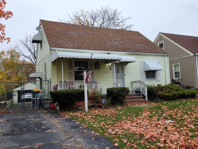 20715 Watson Road, Maple Heights, OH 44137 Photo 2