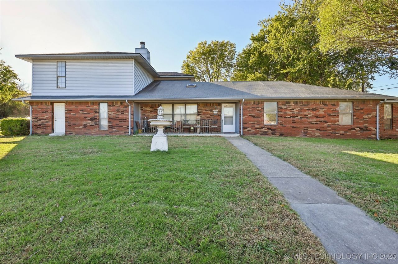 447 E Latimer Street, Tulsa, OK 74106 Main Photo