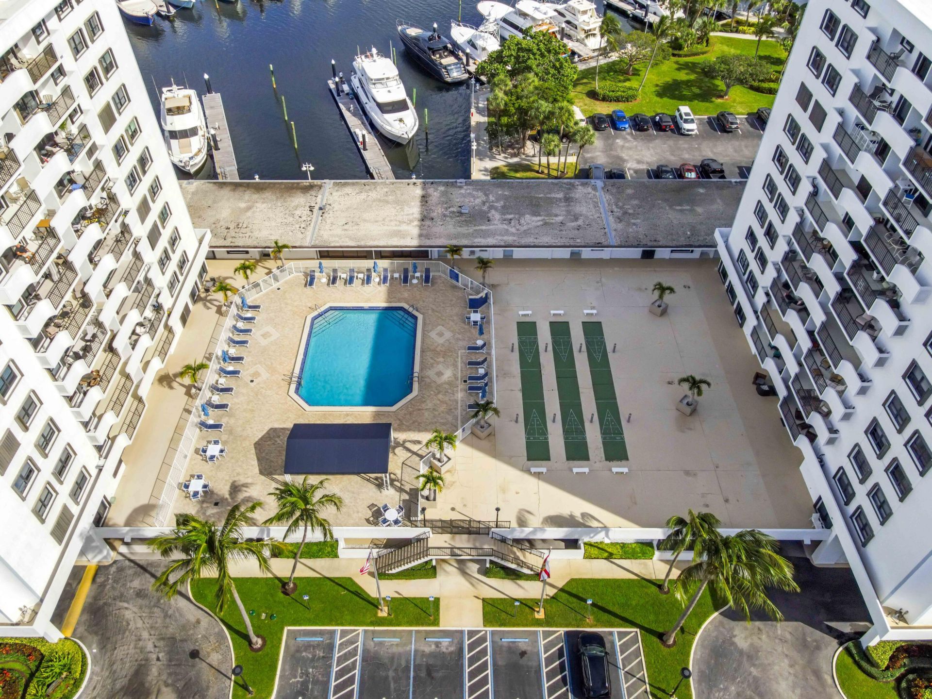 1200 Marine Way, Unit 403, North Palm Beach, FL 33408 Photo