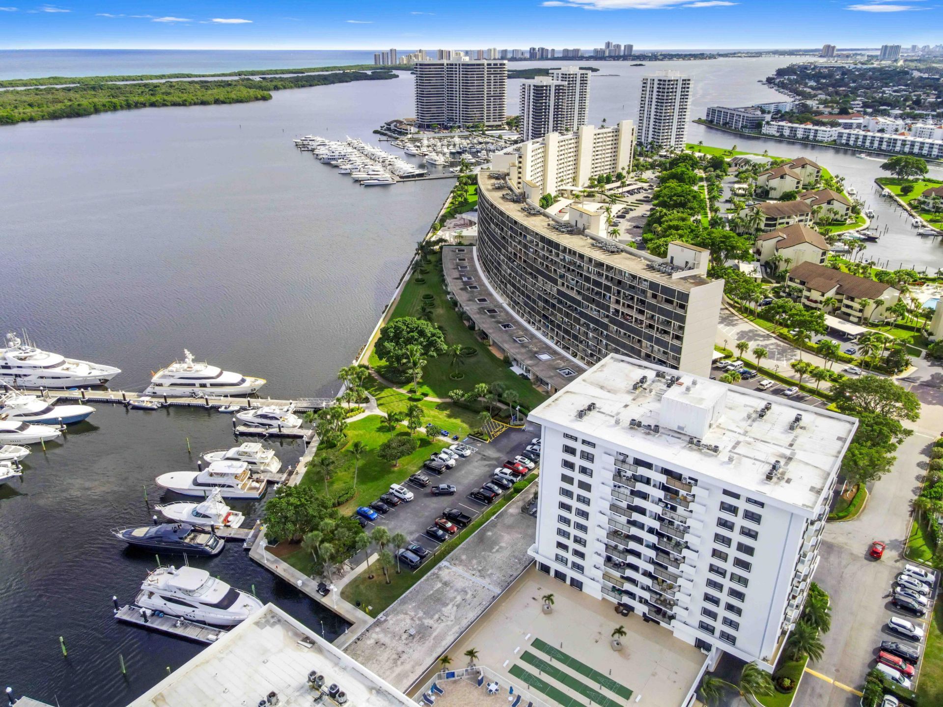 1200 Marine Way, Unit 403, North Palm Beach, FL 33408 Photo