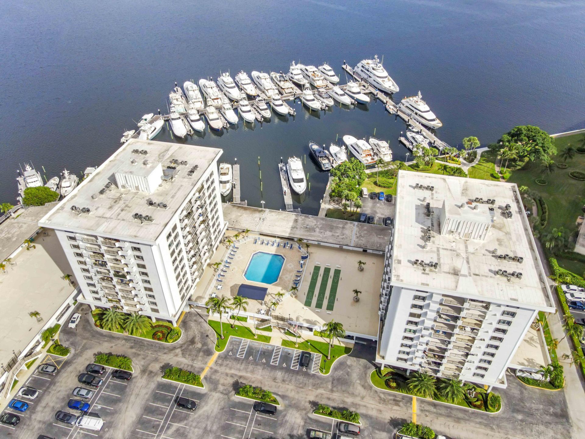 1200 Marine Way, Unit 403, North Palm Beach, FL 33408 Photo