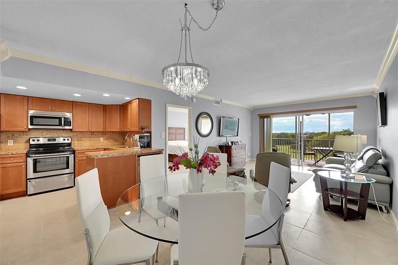 3100 N Palm Aire Dr, Unit 606, Pompano Beach, FL 33069 Photo