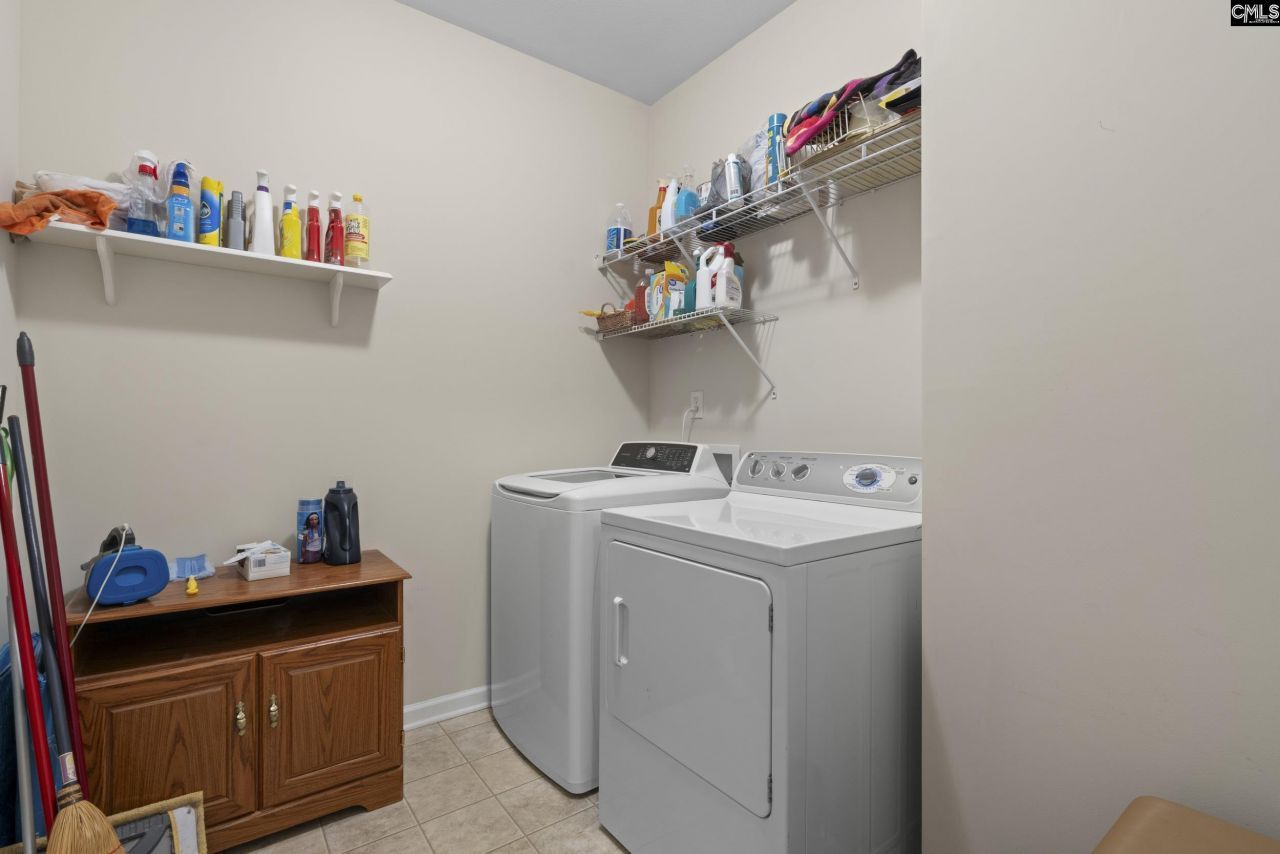 204 Saints Creek Lane  Photo 11