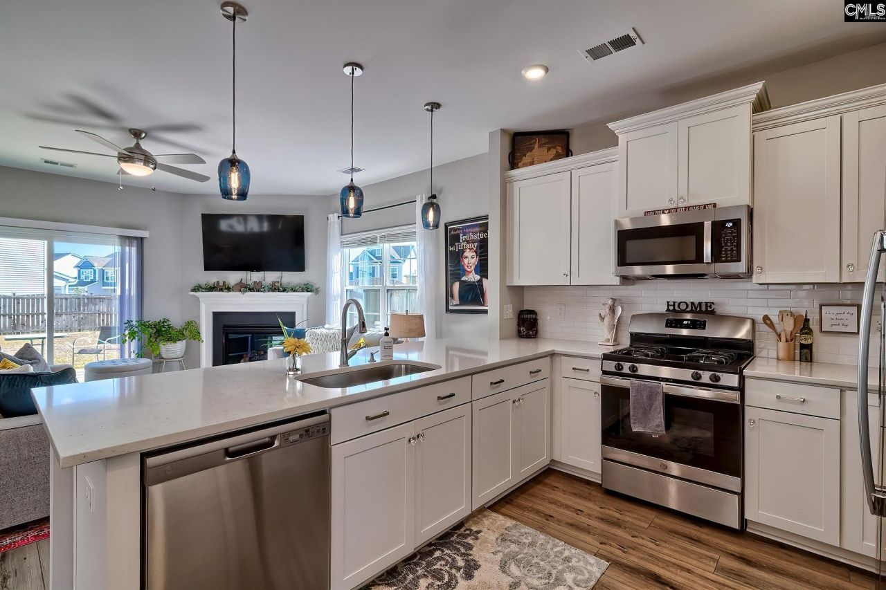 1063 Ashcroft Circle Photo 7