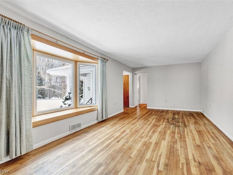 5876 Woodhill Street, Perry, OH 44077 Photo 10