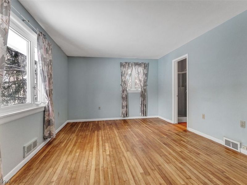 5876 Woodhill Street, Perry, OH 44077 Photo 5