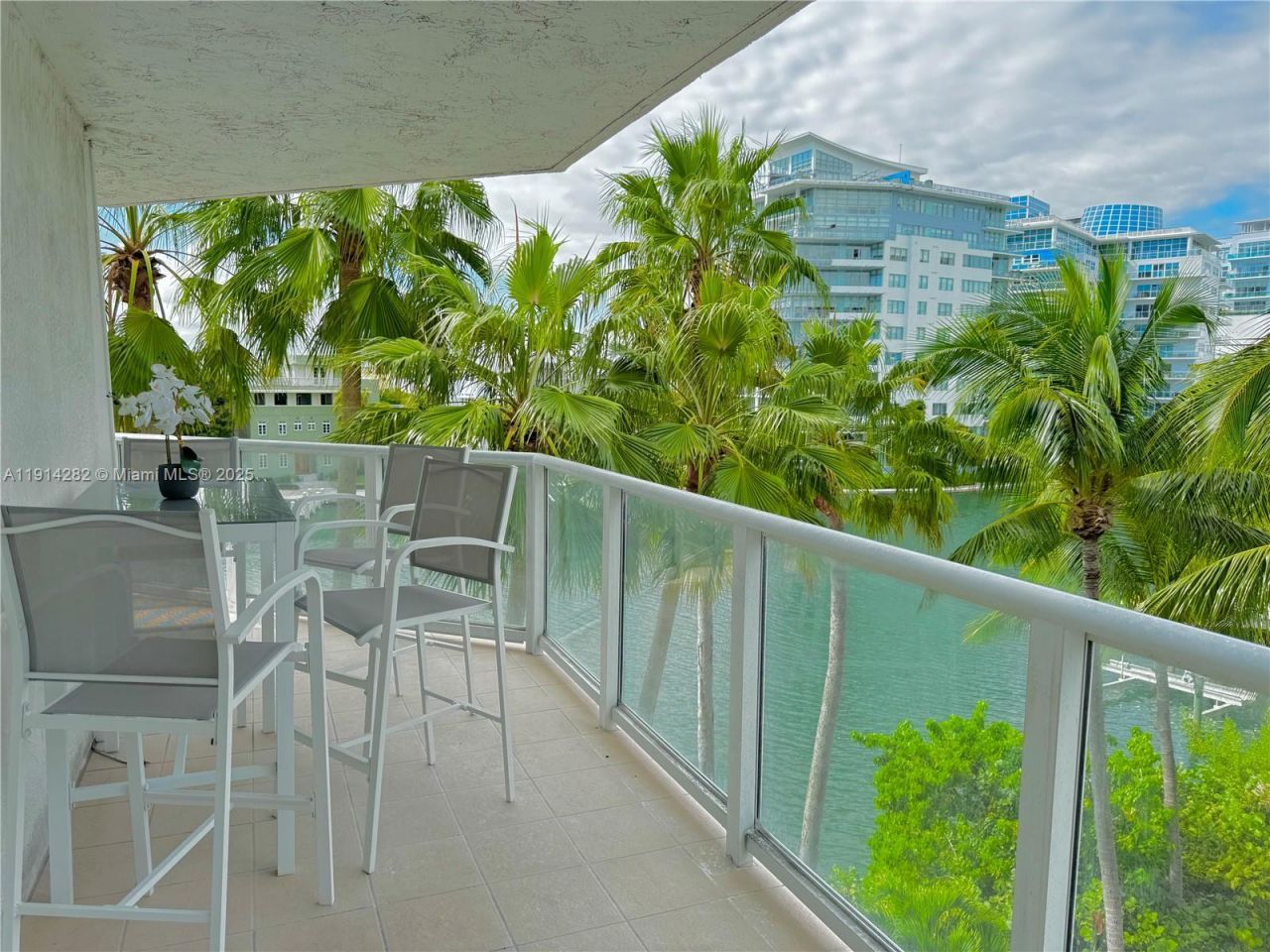 5900 Collins Ave, Unit 508, Miami Beach, FL 33140 Photo
