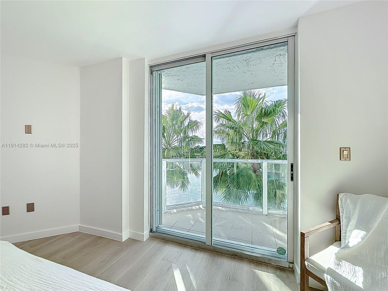 5900 Collins Ave, Unit 508, Miami Beach, FL 33140 Photo