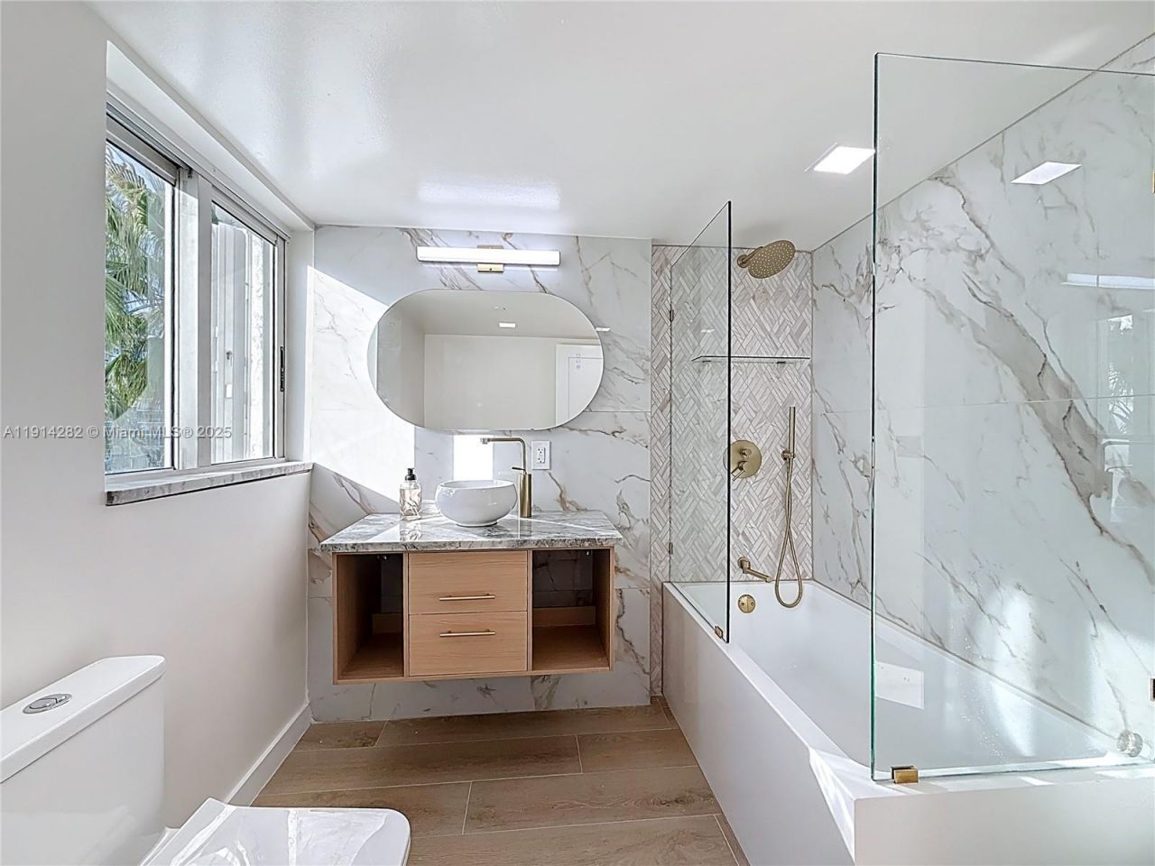 5900 Collins Ave, Unit 508, Miami Beach, FL 33140 Photo