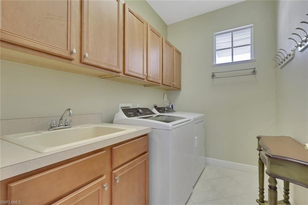 28613 San Lucas Ln, Unit 201, Bonita Springs, FL 34135 Photo