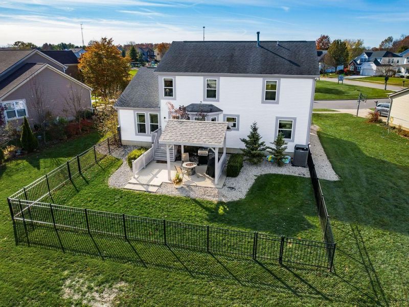 514 Restoration Drive, Marysville, OH 43040 Photo 2