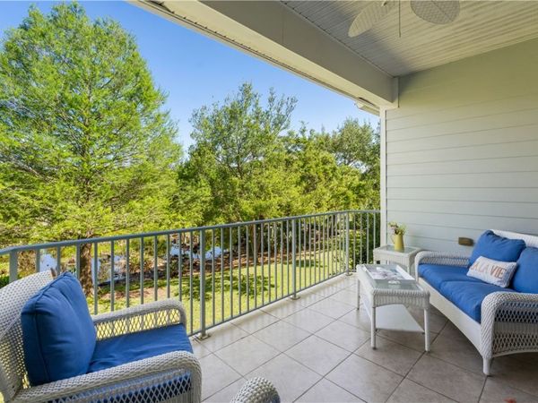 2340 Water Oak Court SW, Unit 223, Vero Beach, FL 32962