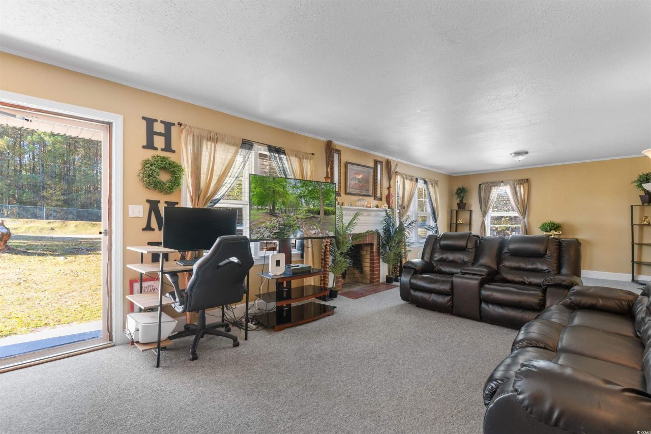 128 Highway 521 Photo 17