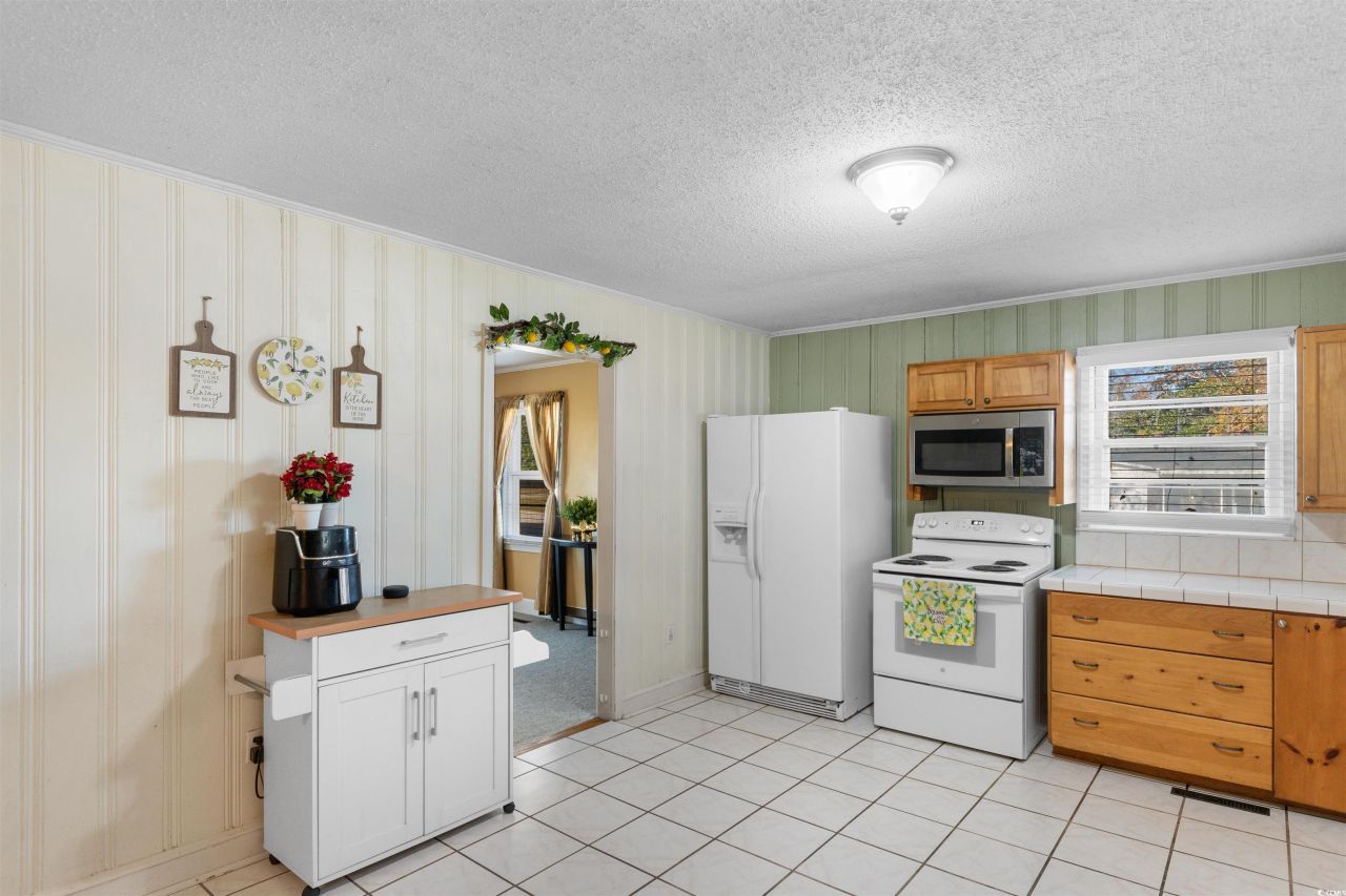 128 Highway 521 Photo 7