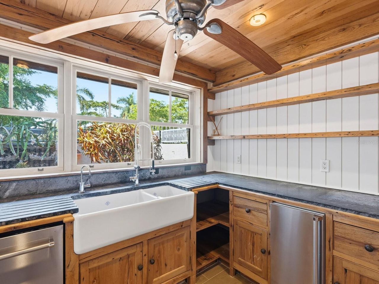 41 S Adams Drive, Sarasota, FL 34236 Photo