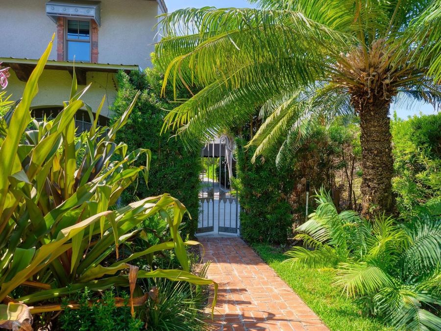 Property Image 38