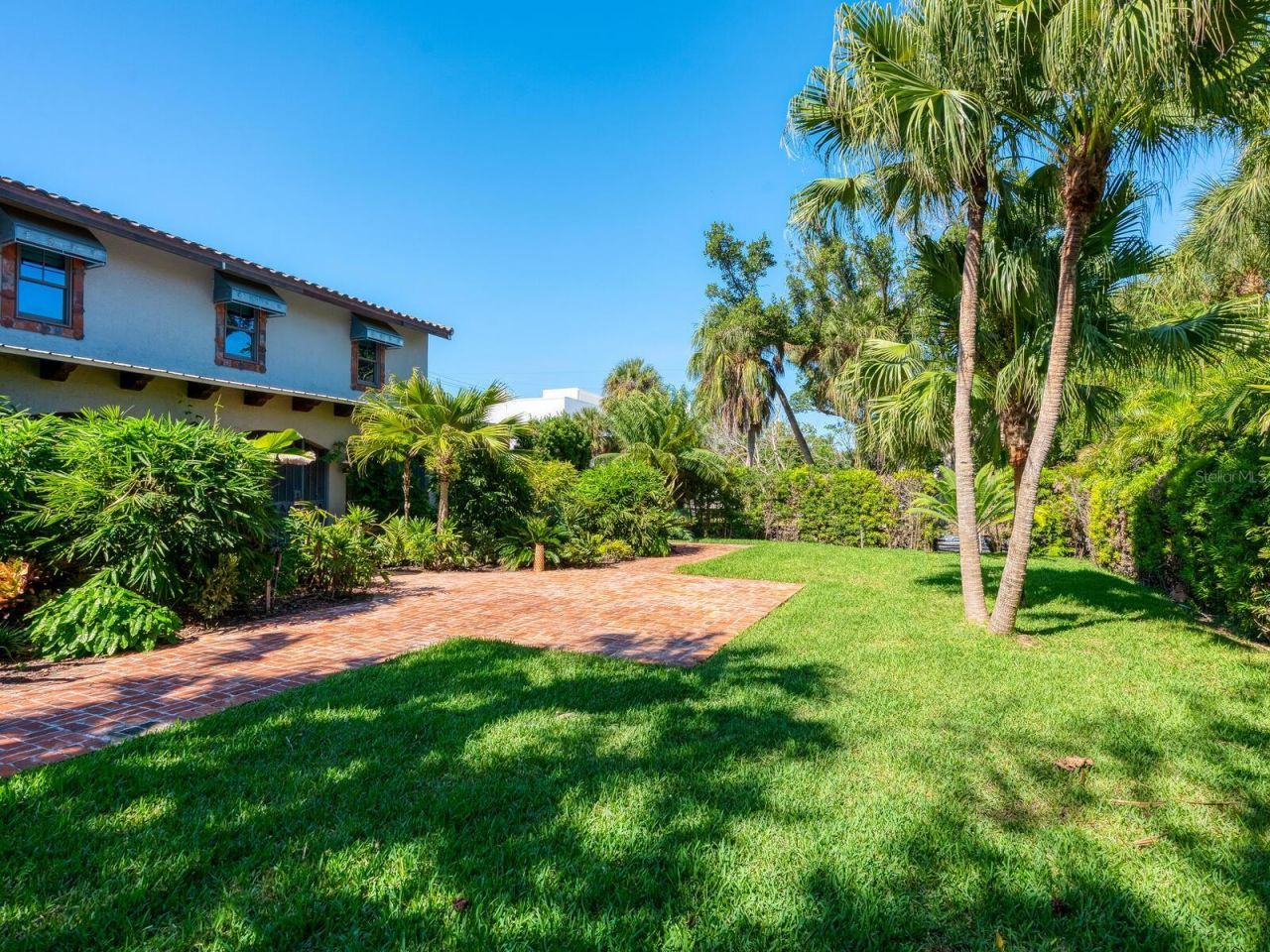 41 S Adams Drive, Sarasota, FL 34236 Photo