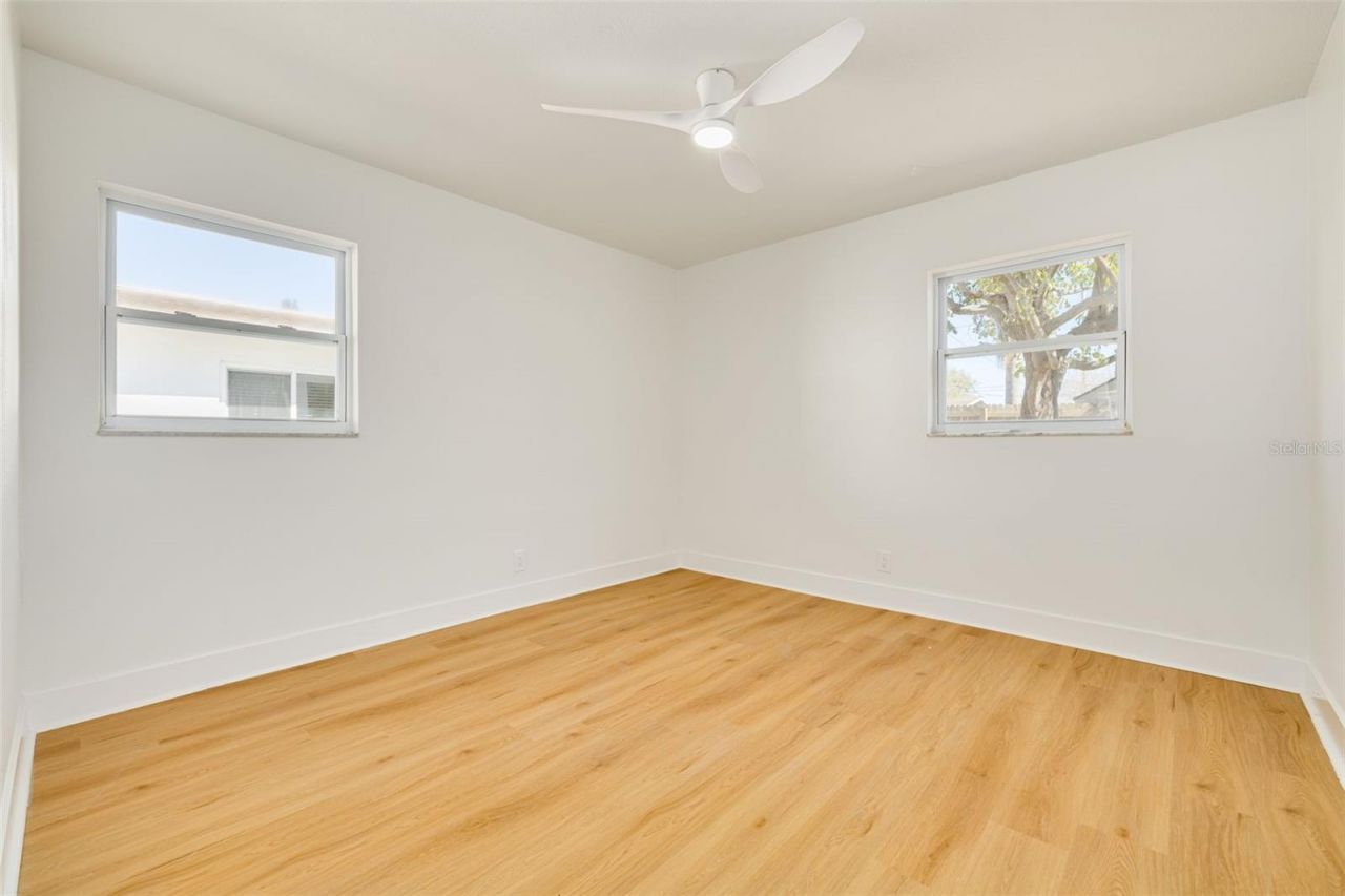 869 Deville Drive E, Largo, FL 33771 Photo