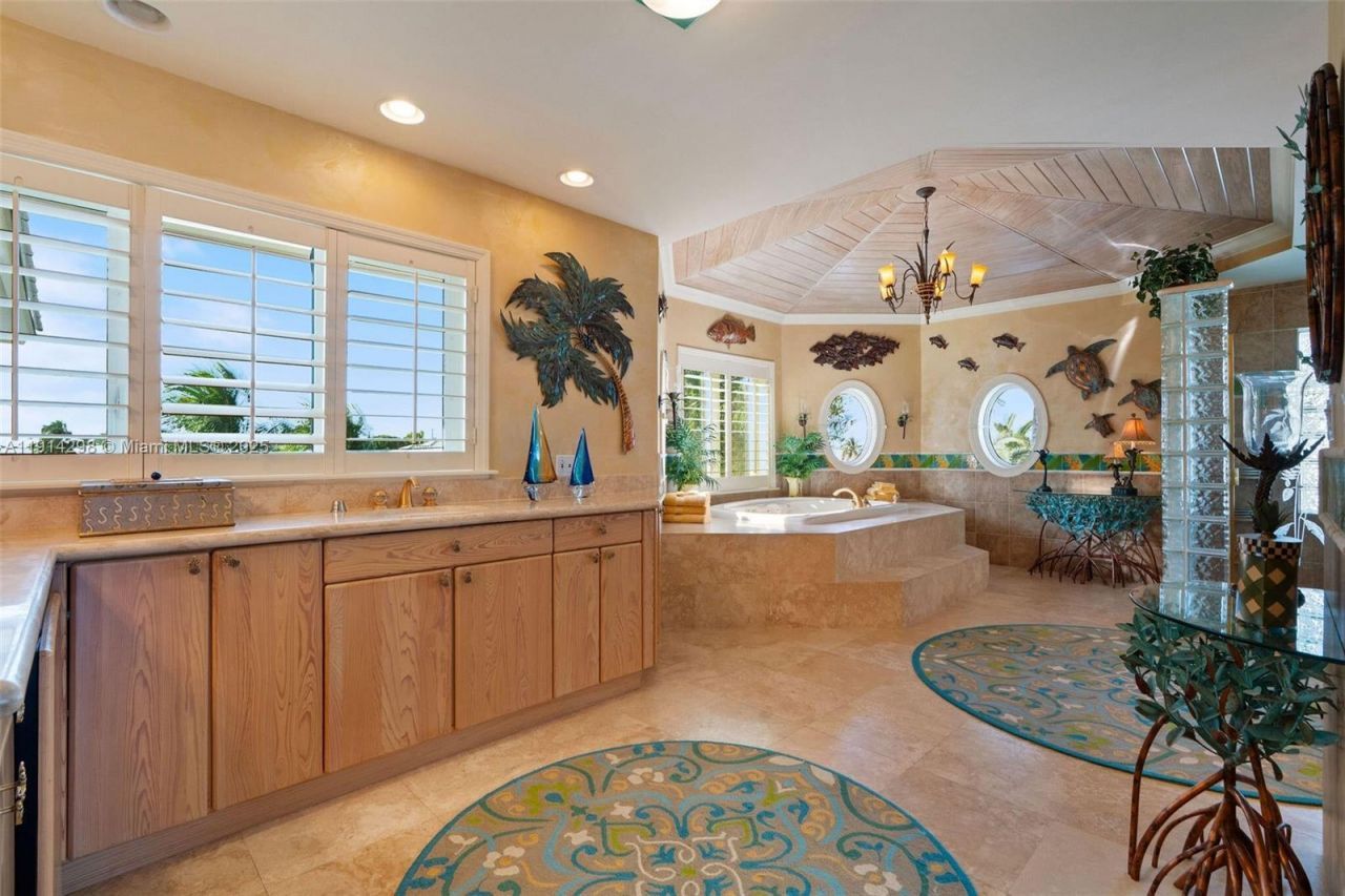 545 Ocean Cay Dr, Key Largo, FL 33037 Photo