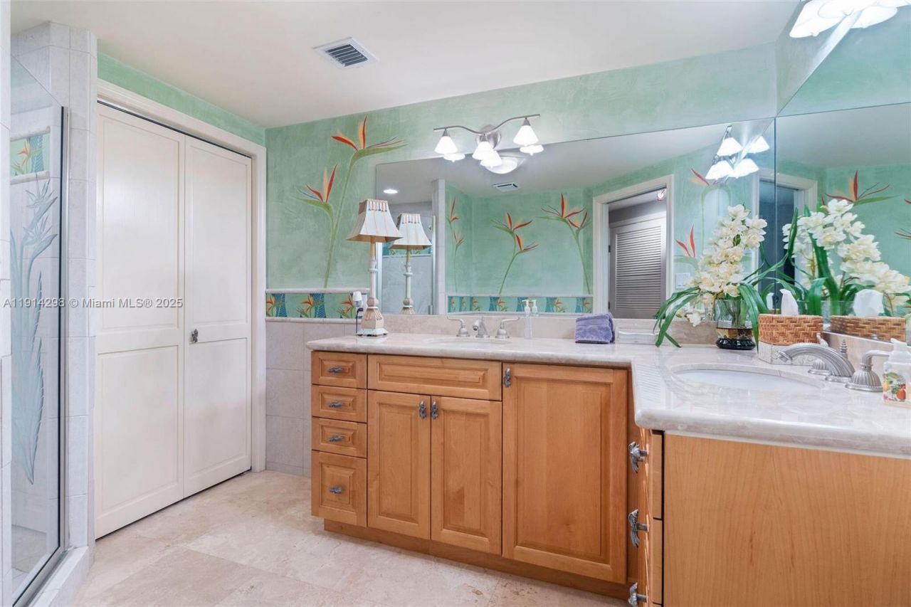 545 Ocean Cay Dr, Key Largo, FL 33037 Photo