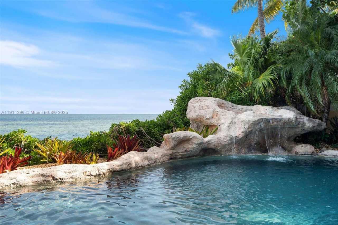 545 Ocean Cay Dr, Key Largo, FL 33037 Photo