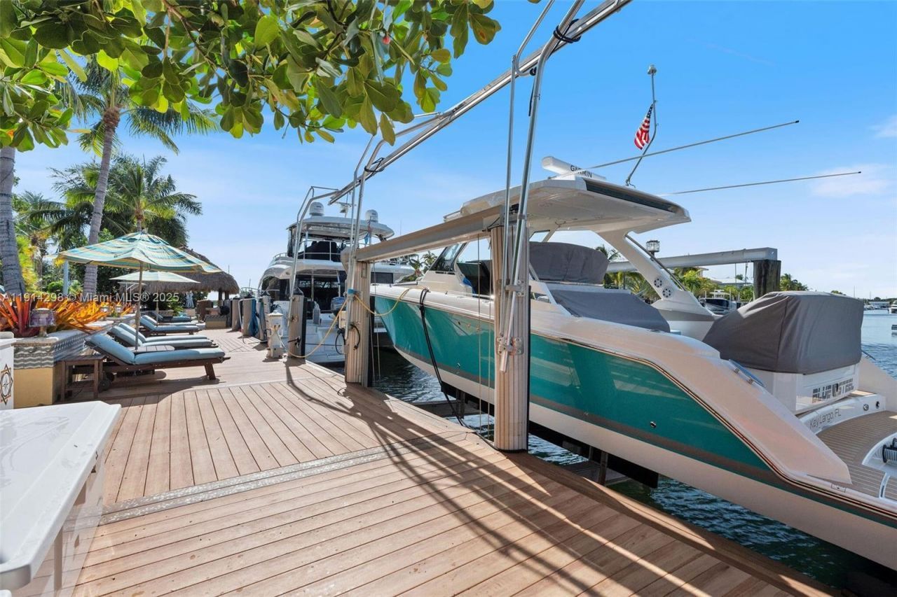 545 Ocean Cay Dr, Key Largo, FL 33037 Photo