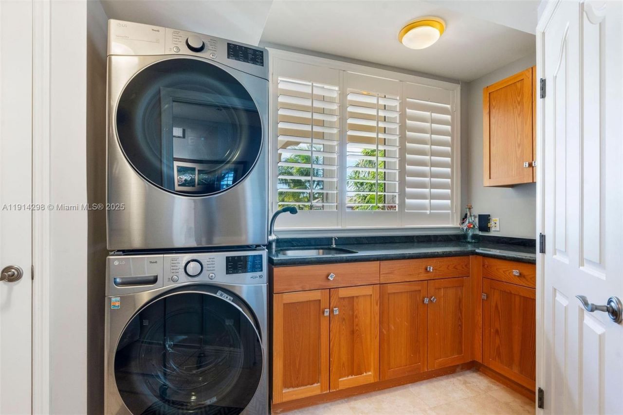 545 Ocean Cay Dr, Key Largo, FL 33037 Photo