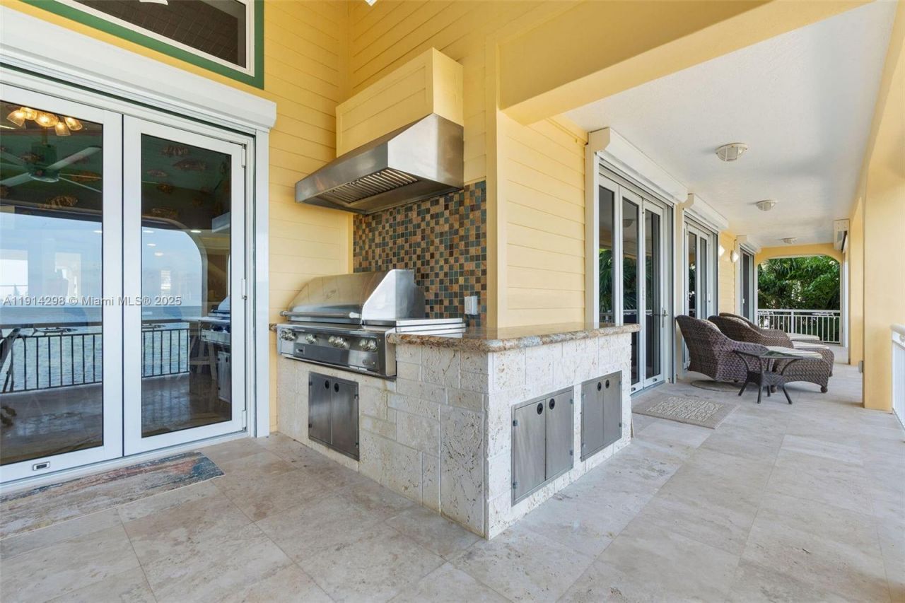 545 Ocean Cay Dr, Key Largo, FL 33037 Photo